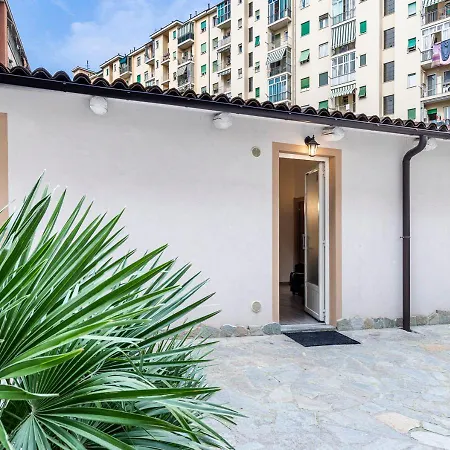 Otherside House In Turín