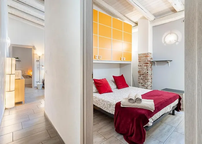 Otherside House In Turín